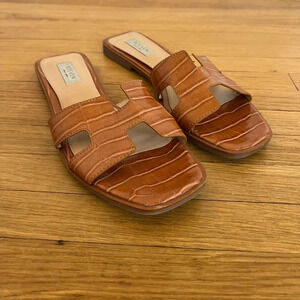 Steven New York Elegant Brown Croc Slip-On Sandals